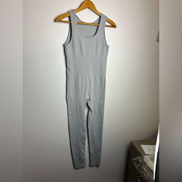 Unbranded Stretch Bodycon Women M Jumpsuit Gray Work out Outdoor Casual - Picture 1 of 11